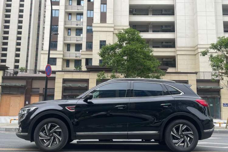 Used Hongqi HS5 2022 Revised Version 2.0T Smart Connect Flagship Edition Exterior 4