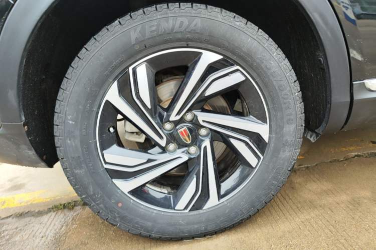Used Hongqi HS5 2022 Revised Version 2.0T Smart Connect Flagship Edition Exterior 5