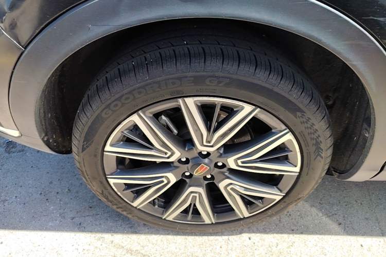 Used Hongqi HS5 2022 2.0T Smart Connect Flagship All-Wheel-Drive Version Exterior 5