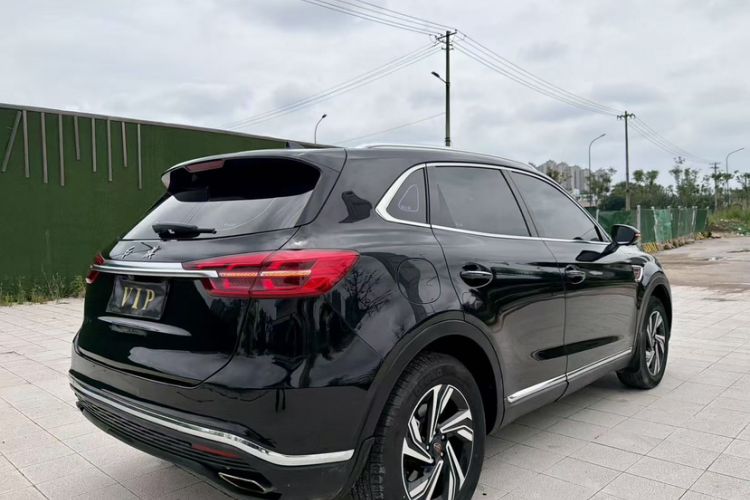 Used Hongqi HS5 2022 Revised Version 2.0T Smart Connect Flagship Edition Exterior 5