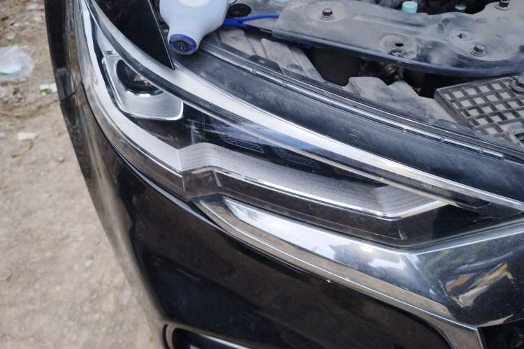 Used Hongqi HS5 2022 Revised Version 2.0T Smart Connect Flagship Edition Exterior 6