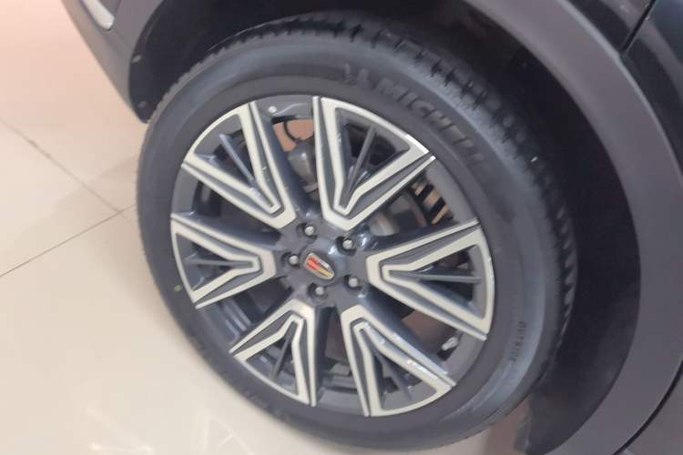Used Hongqi HS5 2022 Facelifted Version 2.0T Smart Connect Flagship All-Wheel-Drive Edition Exterior 8