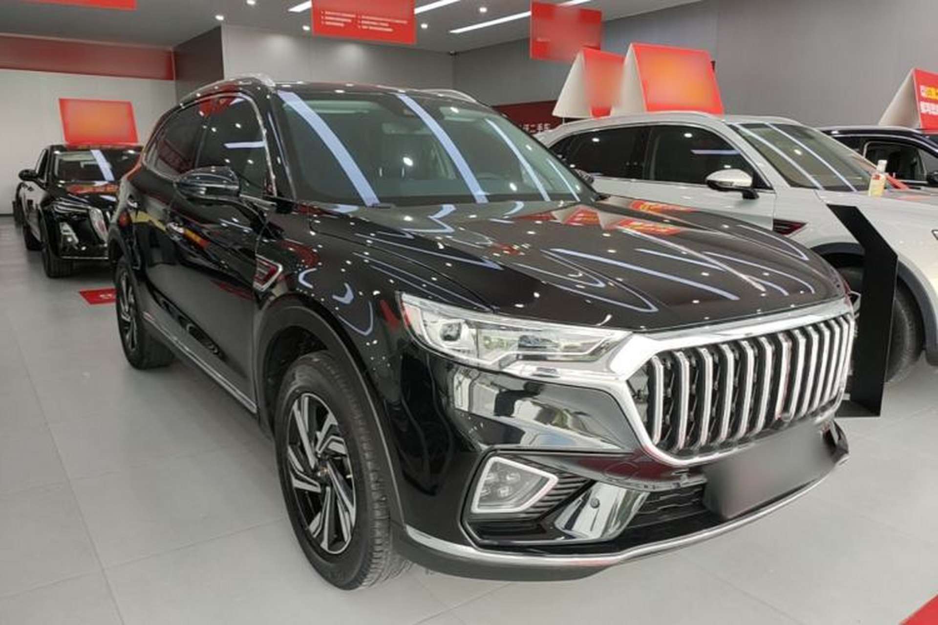 Used Hongqi HS5 2022 Revised Version 2.0T Smart Connect Flagship Edition Front Right 45 Deg