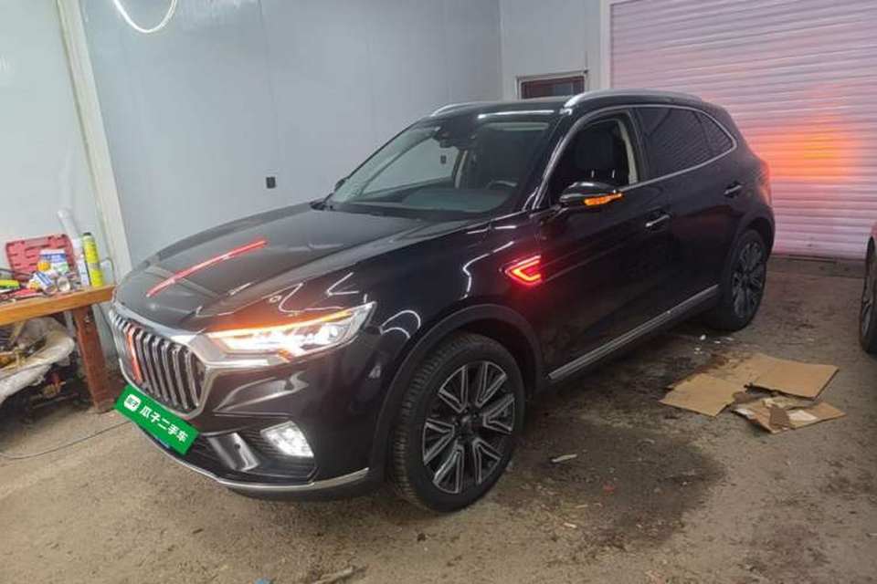 Hongqi HS5 2022