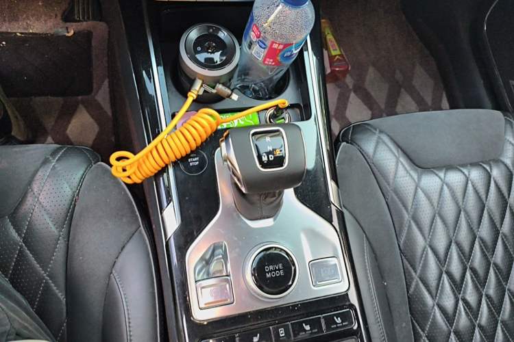 Used Hongqi HS5 2022 2.0T Smart Connect Flagship Edition Gear Lever