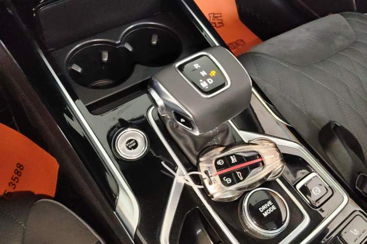 Used Hongqi HS5 2022 Revised Version 2.0T Smart Connect Flagship Edition Gear Lever