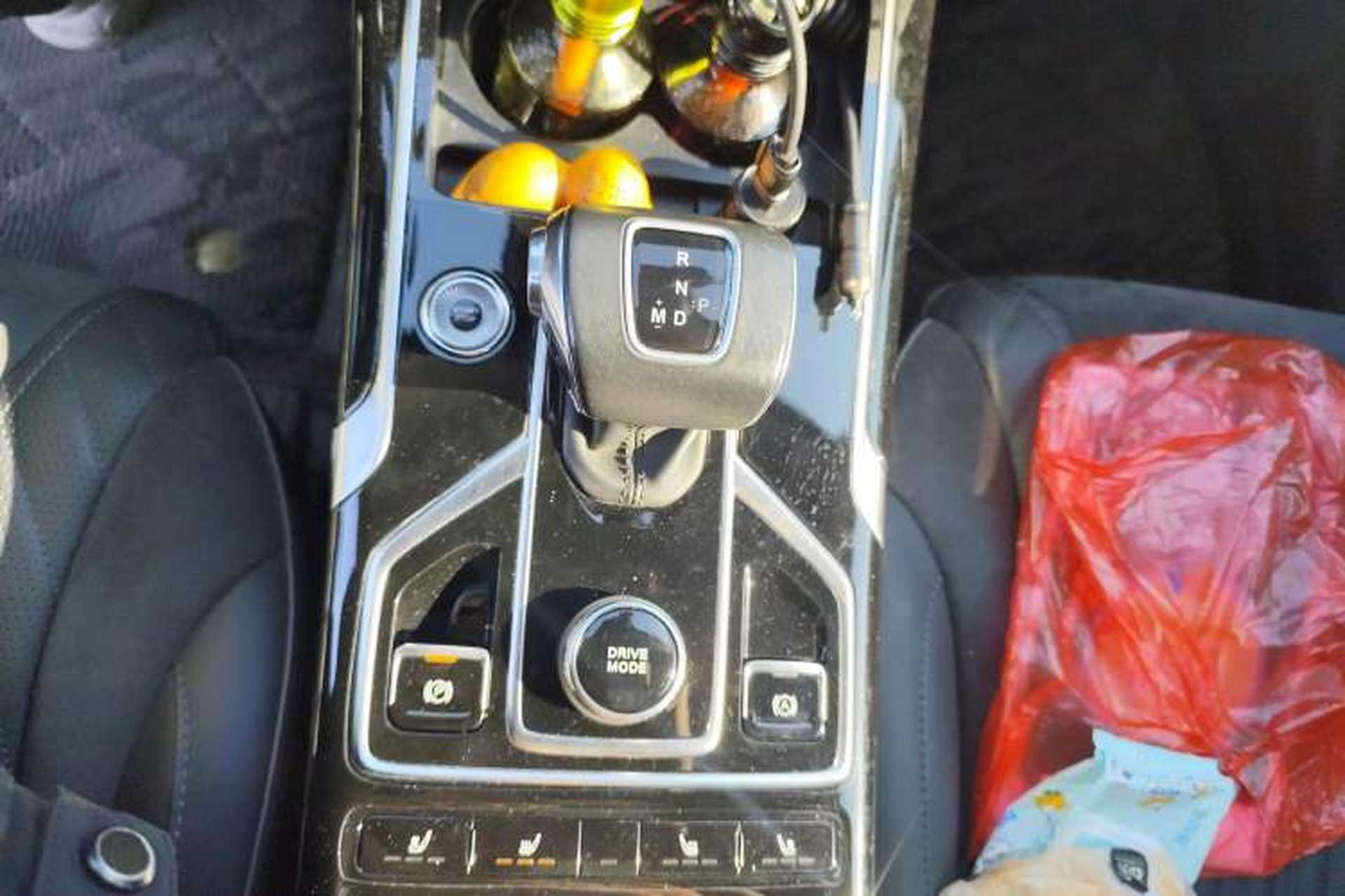 Used Hongqi HS5 2022 2.0T Smart Connect Flagship All-Wheel-Drive Version Gear Lever