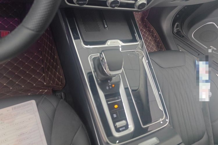 Used Hongqi HS5 2022 2.0T Smart Connect Flagship All-Wheel-Drive Version Gear Lever