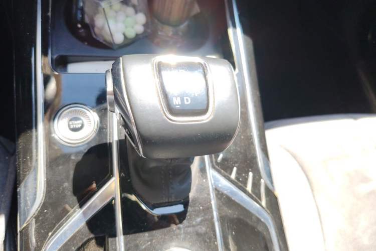 Used Hongqi HS5 2022 2.0T Smart Connect Flagship Edition Gear Lever
