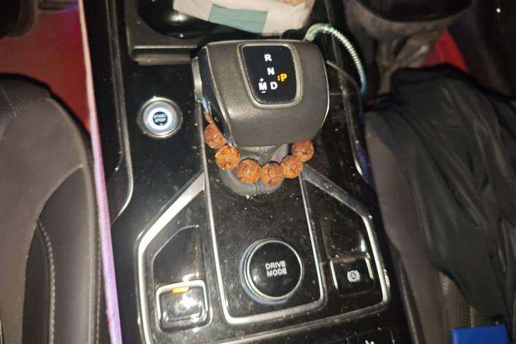 Used Hongqi HS5 2022 Facelifted Version 2.0T Smart Connect Flagship Edition Gear Lever