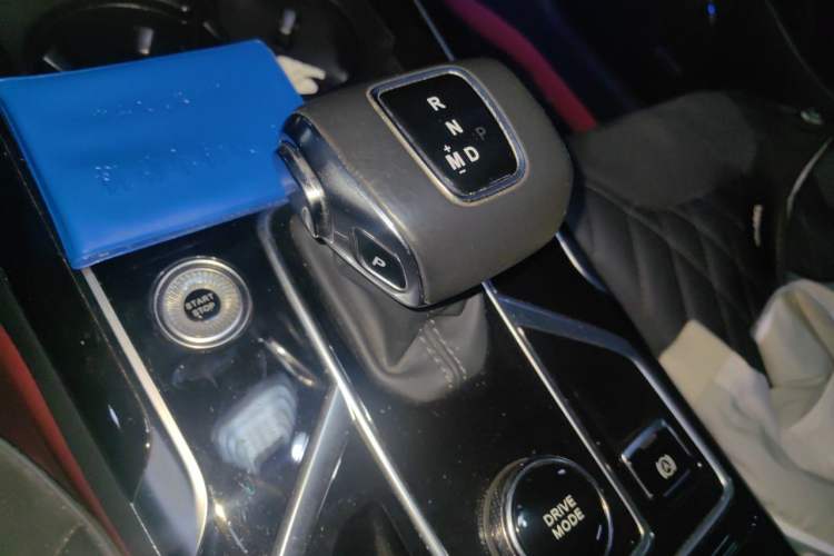 Used Hongqi HS5 2022 2.0T Smart Connect Flagship All-Wheel Drive LeGou Edition Gear Lever