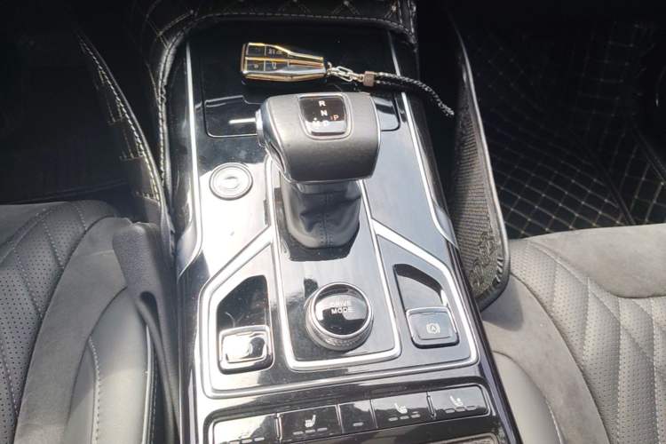 Used Hongqi HS5 2022 2.0T Smart Connect Flagship Edition Gear Lever