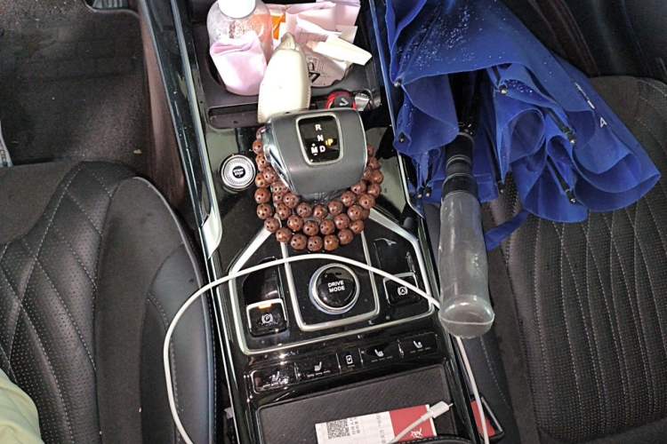 Used Hongqi HS5 2022 2.0T Smart Connect Flagship Edition Gear Lever