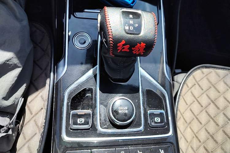 Used Hongqi HS5 2022 2.0T Smart Connect Flagship All-Wheel-Drive Version Gear Lever