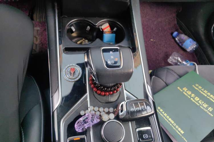 Used Hongqi HS5 2022 2.0T Smart Connect Flagship Enjoyment Purchase Edition Gear Lever