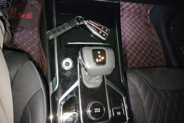 Used Hongqi HS5 2022 2.0T Smart Connect Flagship All-Wheel-Drive Version Gear Lever