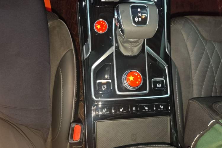 Used Hongqi HS5 2022 2.0T Smart Connect Flagship Edition Gear Lever