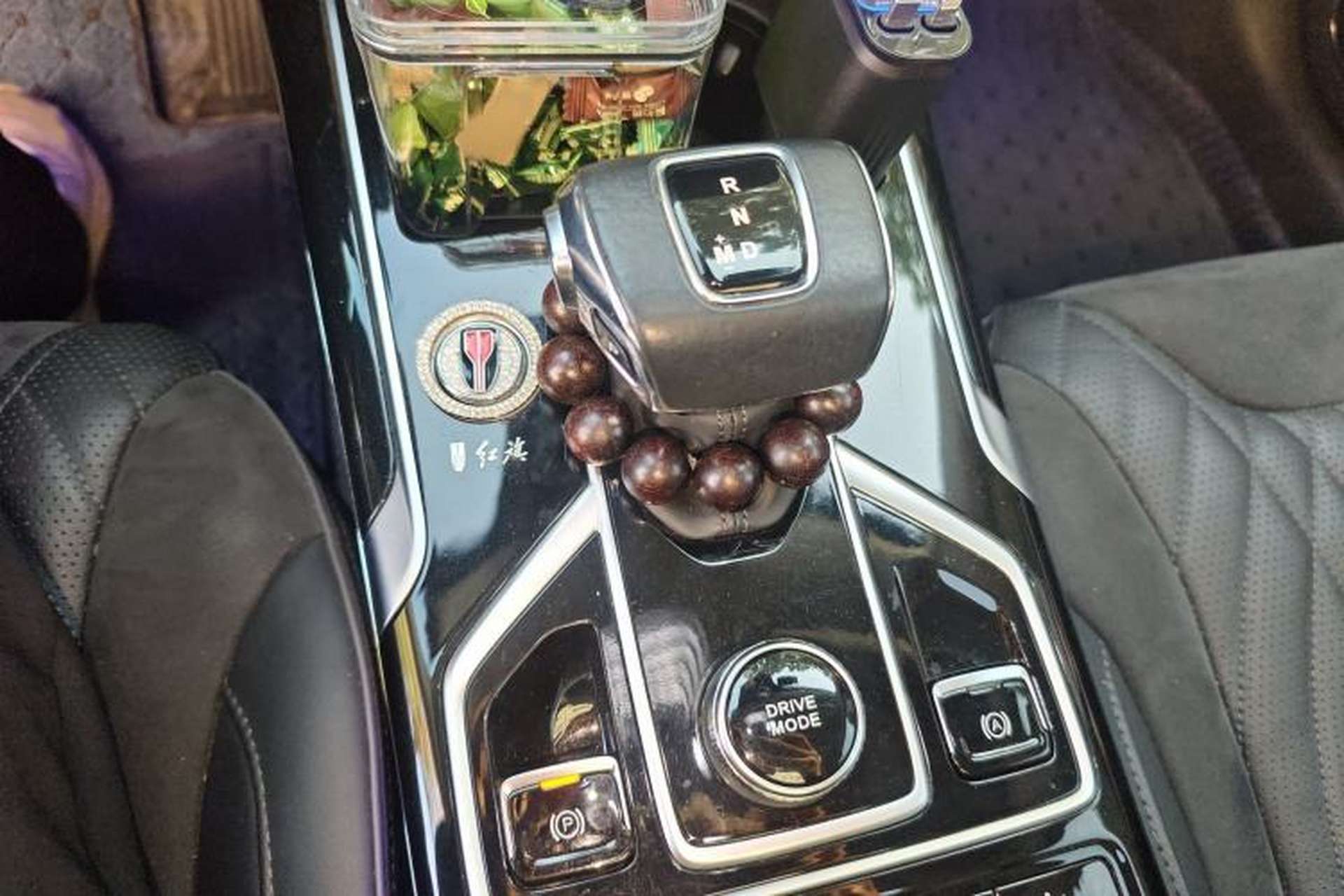 Used Hongqi HS5 2022 2.0T Smart Connect Flagship All-Wheel-Drive Version Gear Lever