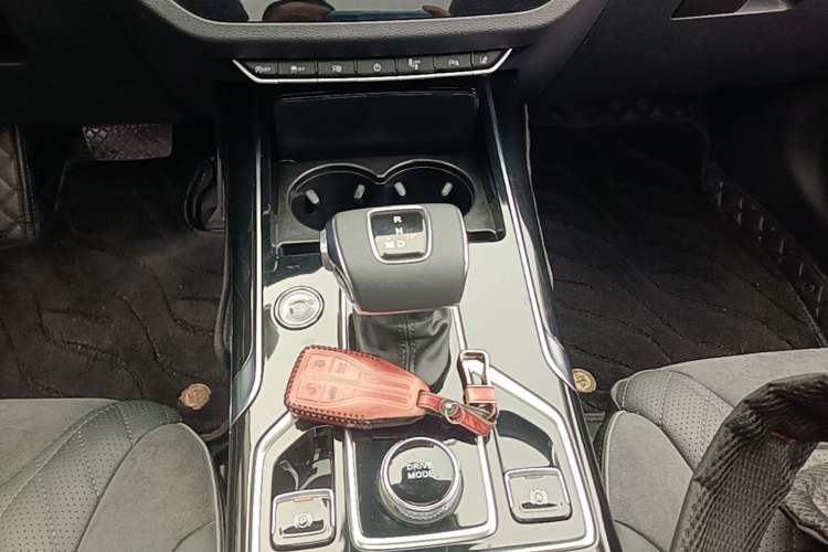 Used Hongqi HS5 2022 2.0T Smart Connect Flagship Edition Gear Lever
