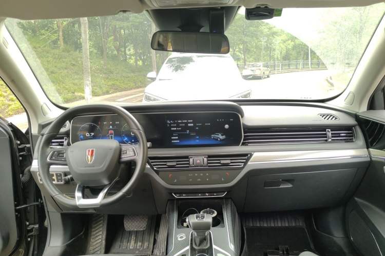 Used Hongqi HS5 2022 Facelifted Version 2.0T Smart Connect Flagship All-Wheel-Drive Edition Headliner