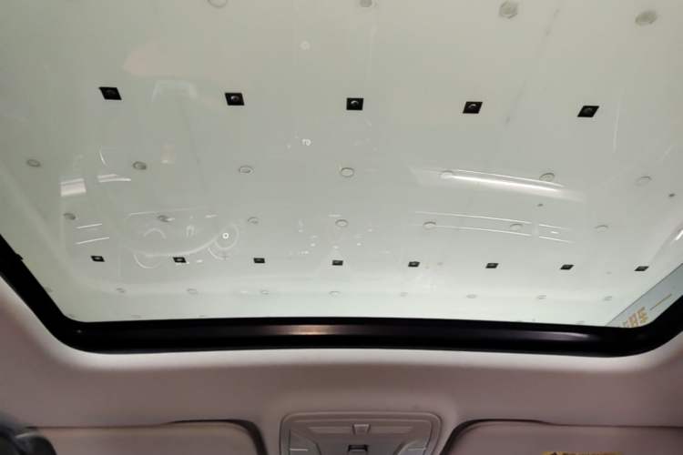 Used Hongqi HS5 2022 Revised Version 2.0T Smart Connect Flagship Edition Headliner