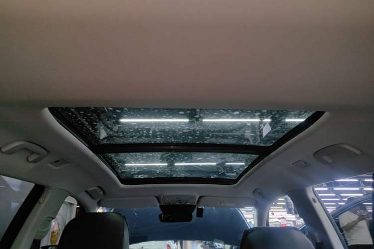 Used Hongqi HS5 2022 Revised Version 2.0T Smart Connect Flagship Edition Headliner