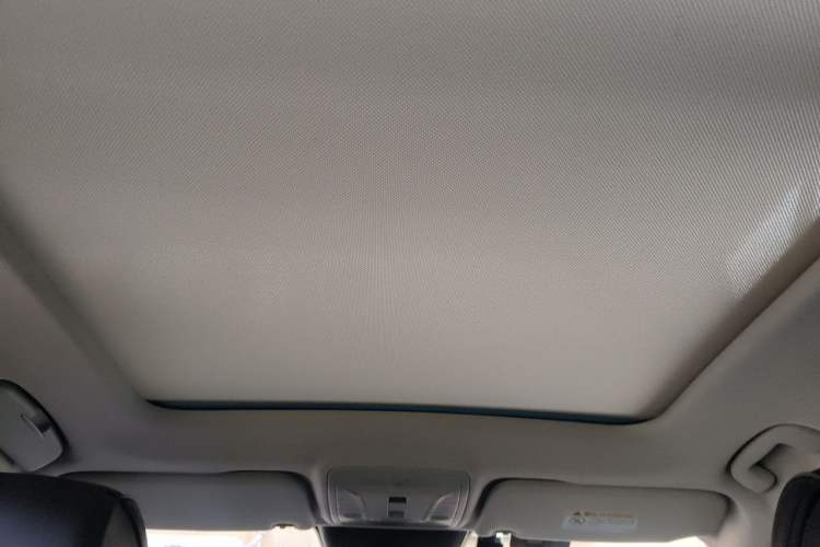 Used Hongqi HS5 2022 Facelifted Version 2.0T Smart Connect Flagship All-Wheel-Drive Edition Headliner