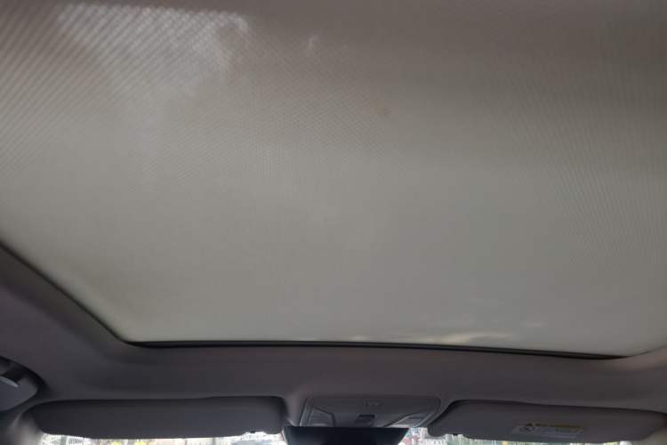 Used Hongqi HS5 2022 2.0T Smart Connect Flagship All-Wheel-Drive Version Headliner