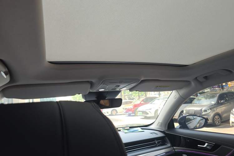 Used Hongqi HS5 2022 Revised Version 2.0T Smart Connect Flagship Edition Headliner