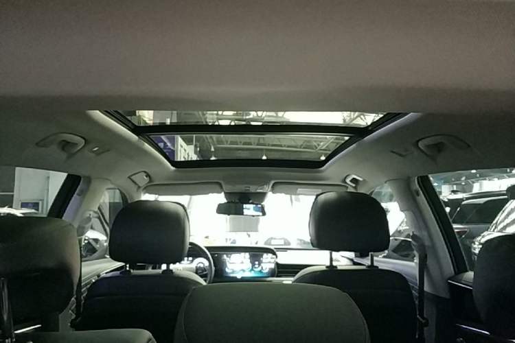 Used Hongqi HS5 2022 2.0T Smart Connect Flagship Enjoyment Purchase Edition Headliner