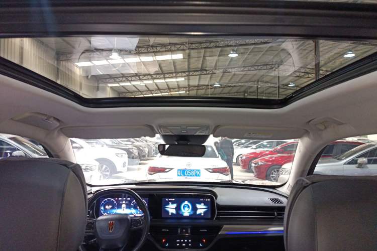 Used Hongqi HS5 2022 Revised Version 2.0T Smart Connect Flagship Edition Headliner