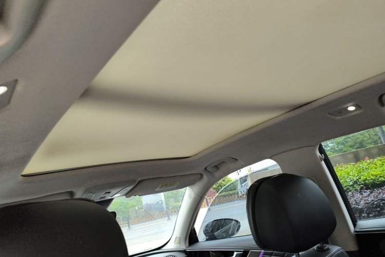 Used Hongqi HS5 2022 Revised Version 2.0T Smart Connect Flagship Edition Headliner