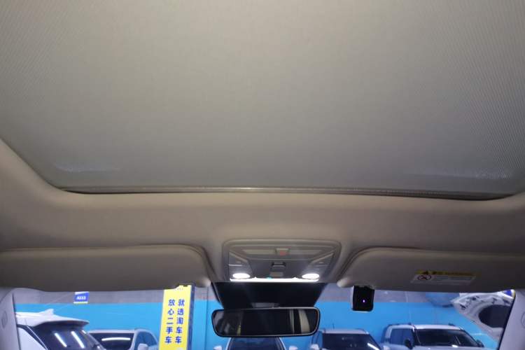Used Hongqi HS5 2022 Revised Version 2.0T Smart Connect Flagship Edition Headliner