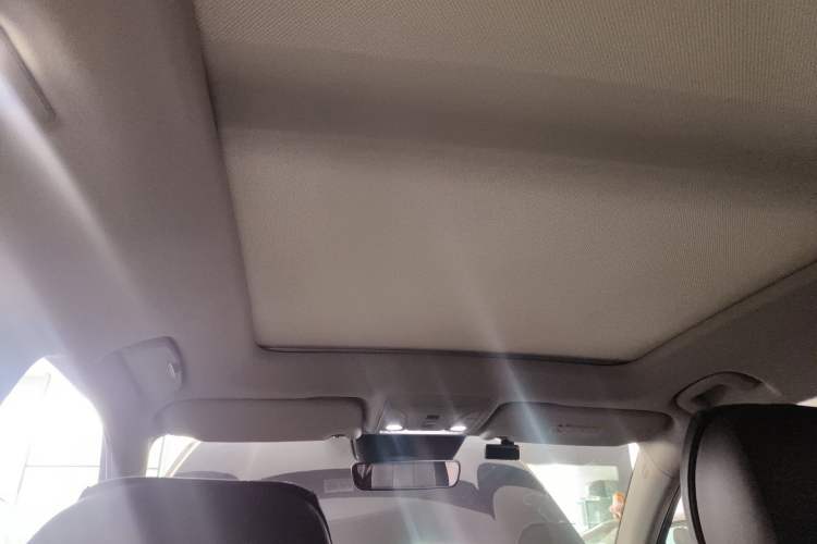 Used Hongqi HS5 2022 Revised Version 2.0T Smart Connect Flagship Edition Headliner