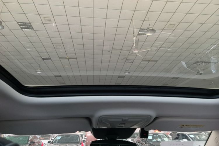 Used Hongqi HS5 2022 Revised Version 2.0T Smart Connect Flagship Edition Headliner