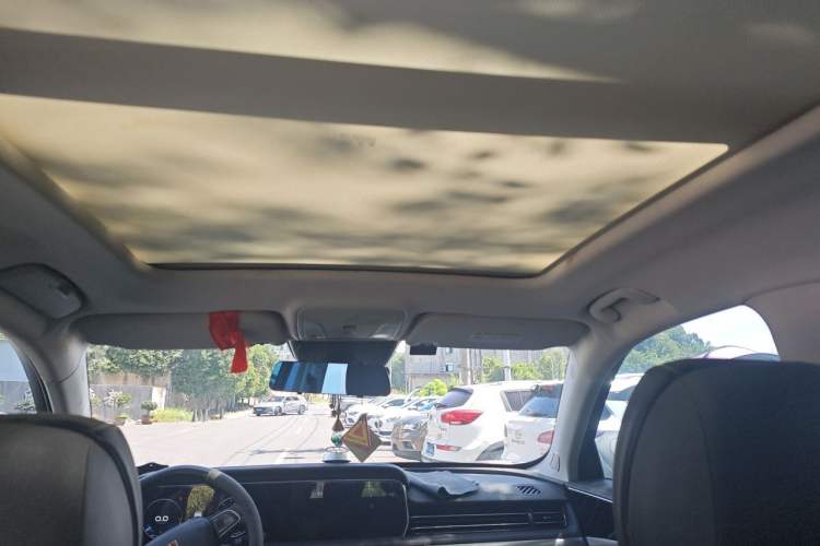 Used Hongqi HS5 2022 Revised Version 2.0T Smart Connect Flagship Edition Headliner