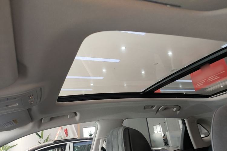Used Hongqi HS5 2022 Revised Version 2.0T Smart Connect Flagship Edition Headliner