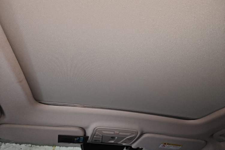 Used Hongqi HS5 2022 Revised Version 2.0T Smart Connect Flagship Edition Headliner