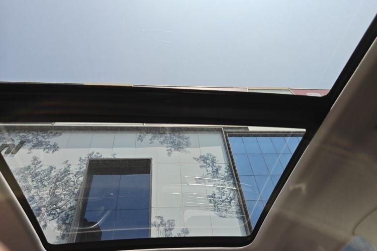 Used Hongqi HS5 2022 Revised Version 2.0T Smart Connect Flagship Edition Headliner