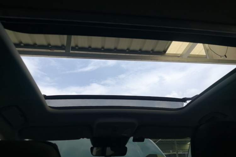 Used Hongqi HS5 2022 Revised Version 2.0T Smart Connect Flagship Edition Headliner