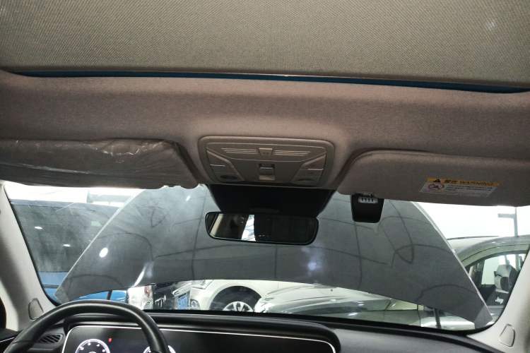 Used Hongqi HS5 2022 Revised Version 2.0T Smart Connect Flagship Edition Headliner
