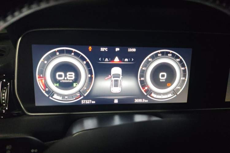 Used Hongqi HS5 2022 2.0T Smart Connect Flagship Edition Instrument Cluster