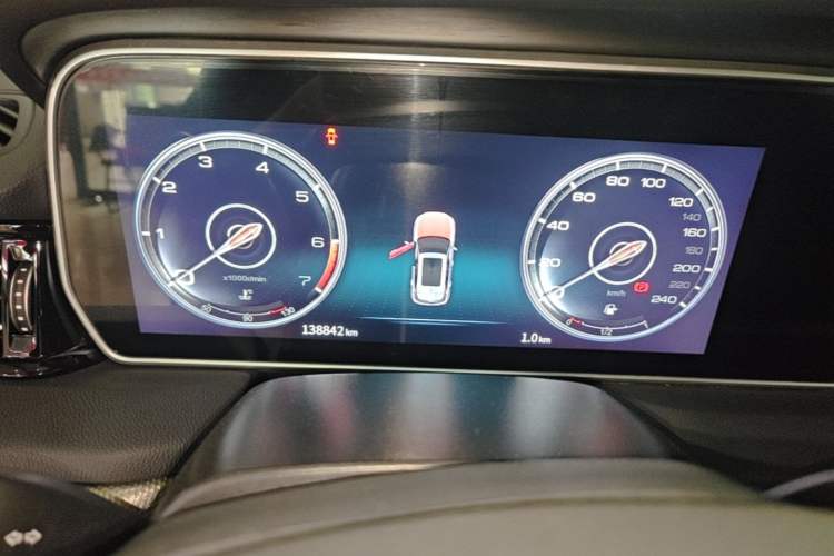 Used Hongqi HS5 2022 Revised Version 2.0T Smart Connect Flagship Edition Instrument Cluster