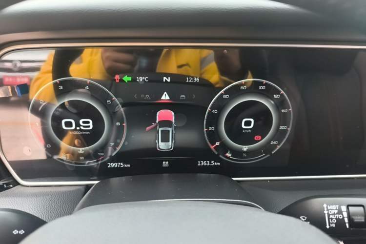 Used Hongqi HS5 2022 Revised Version 2.0T Smart Connect Flagship Edition Instrument Cluster