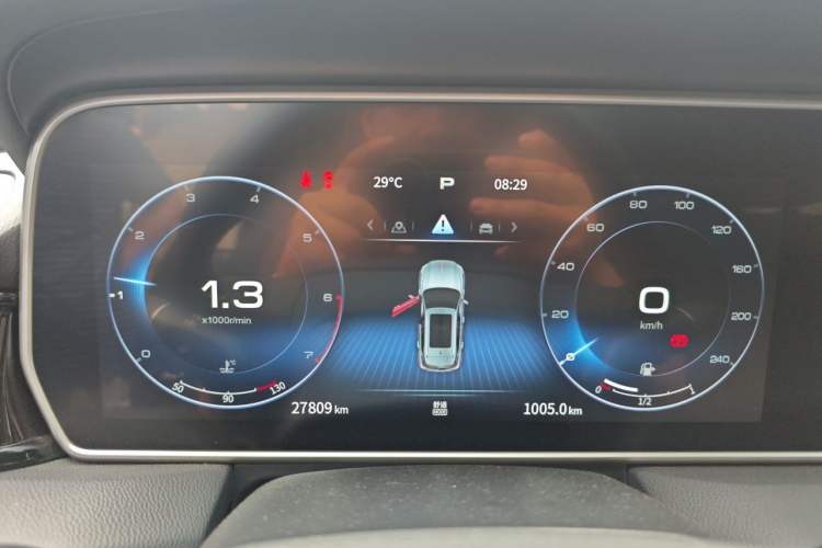 Used Hongqi HS5 2022 2.0T Smart Connect Flagship Edition Instrument Cluster