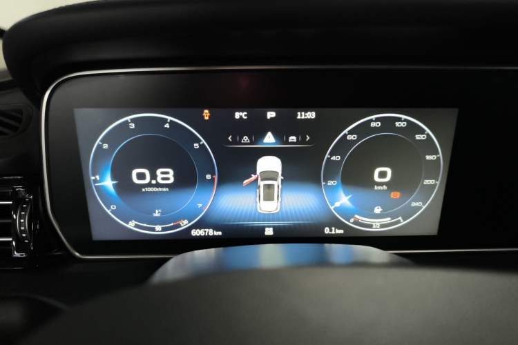 Used Hongqi HS5 2022 Facelifted Version 2.0T Smart Connect Flagship All-Wheel-Drive Edition Instrument Cluster