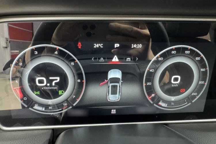Used Hongqi HS5 2022 Revised Version 2.0T Smart Connect Flagship Edition Instrument Cluster