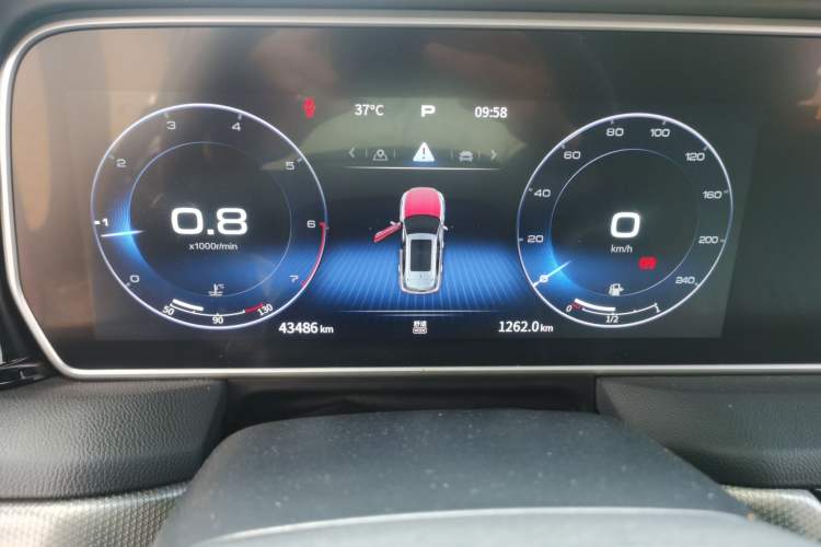 Used Hongqi HS5 2022 Revised Version 2.0T Smart Connect Flagship Edition Instrument Cluster