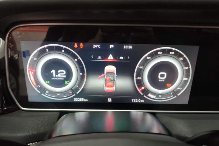 Used Hongqi HS5 2022 Revised Version 2.0T Smart Connect Flagship Edition Instrument Cluster