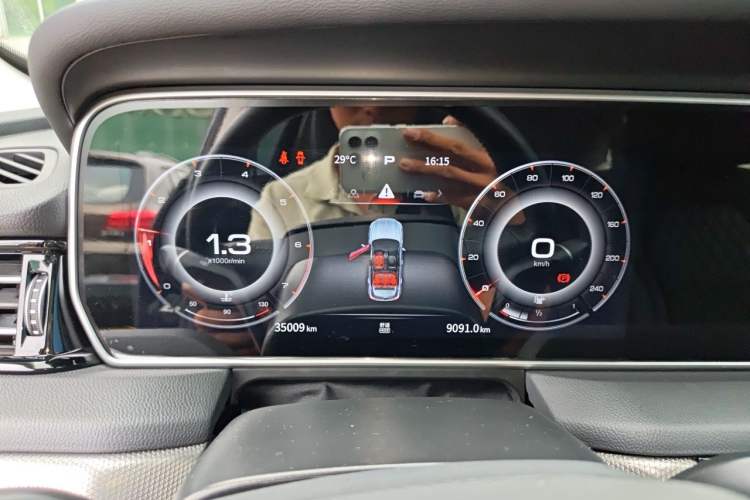 Used Hongqi HS5 2022 2.0T Smart Connect Flagship Edition Instrument Cluster